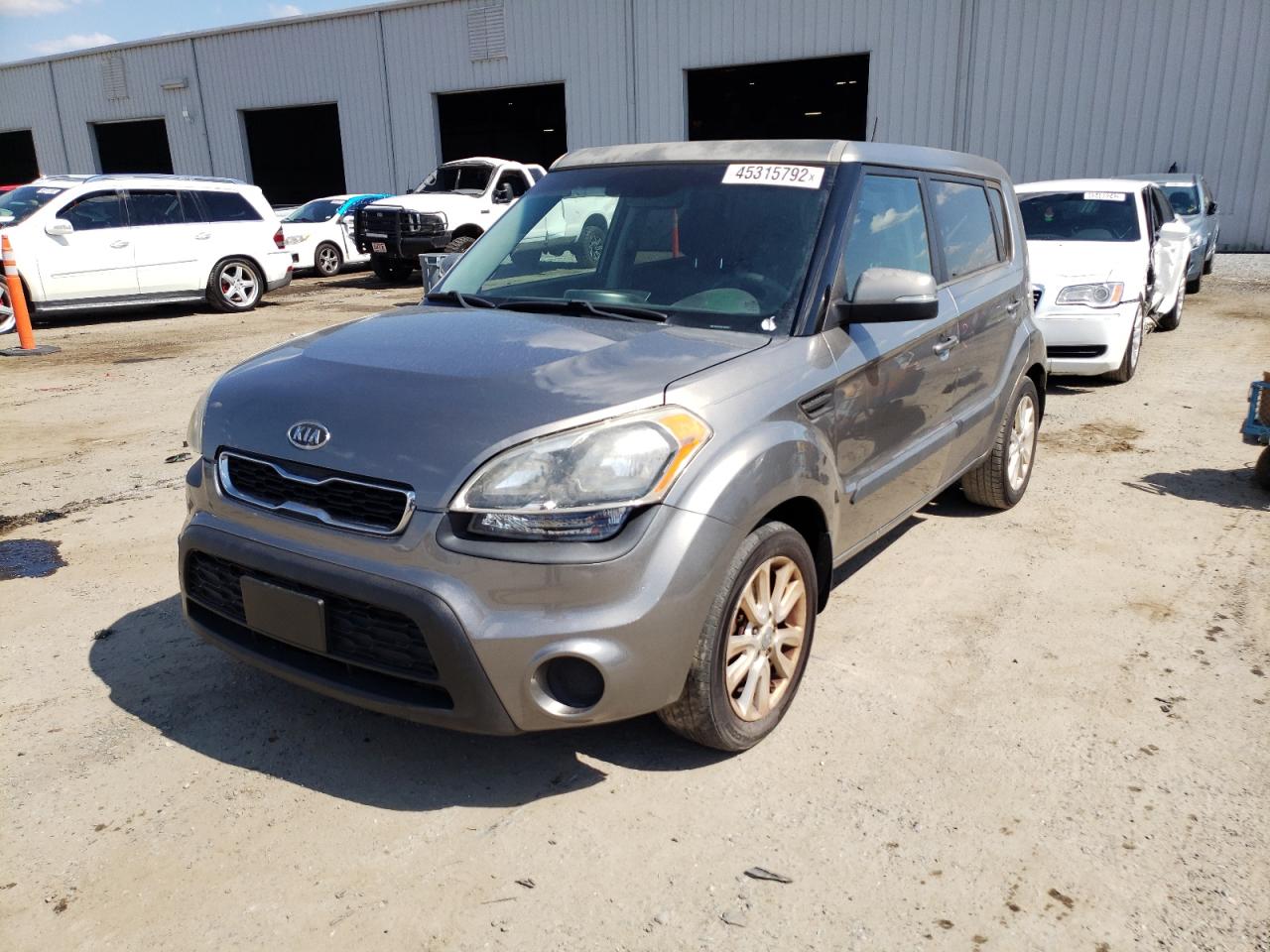 Photo 2 from auction – 2012 KIA SOUL + with VIN KNDJT2A68C7406999