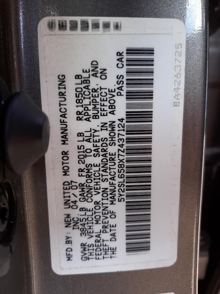 Photo 10 from auction – 2007 PONTIAC VIBE with VIN 5Y2SL658X7Z437124