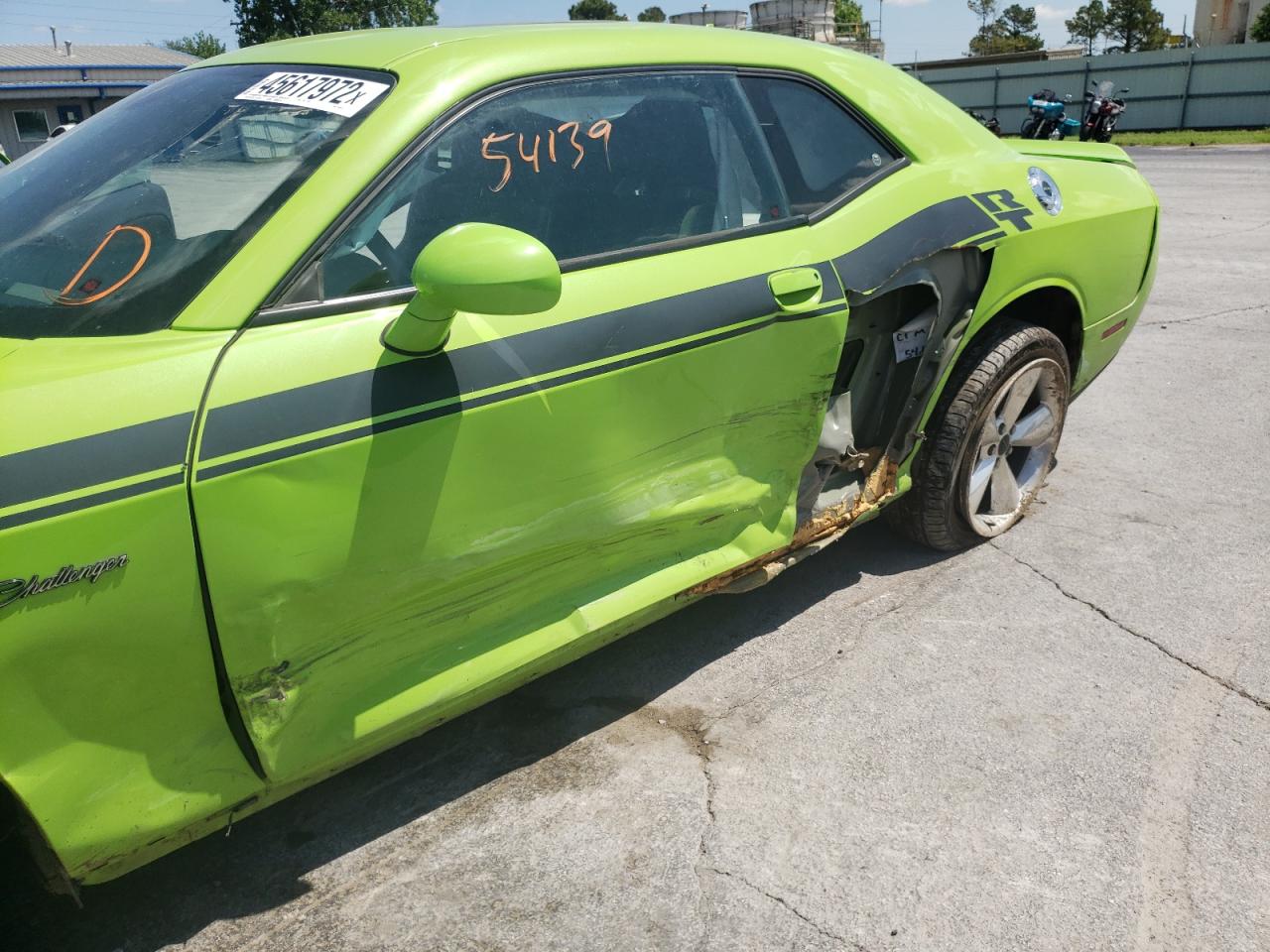 Photo 9 from auction – 2015 DODGE CHALLENGER with VIN 2C3CDZBT8FH702976