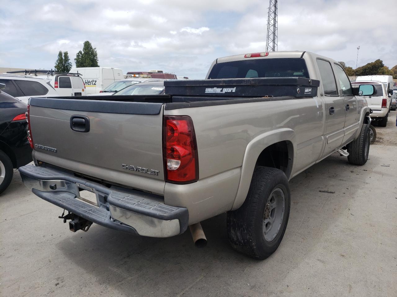 Photo 4 from auction – 2003 CHEVROLET SILVERADO with VIN 1GCHC23U03F189285