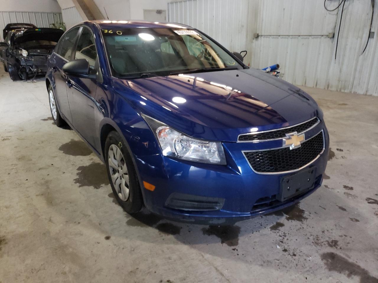 Photo 1 from auction – 2012 CHEVROLET CRUZE with VIN 1G1PC5SH2C7271569