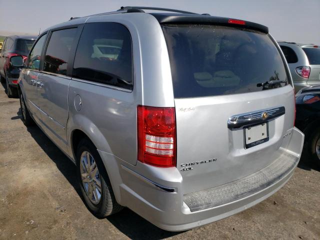 Photo 3 from auction – 2010 CHRYSLER TOWN & COU with VIN 2A4RR7DXXAR392161