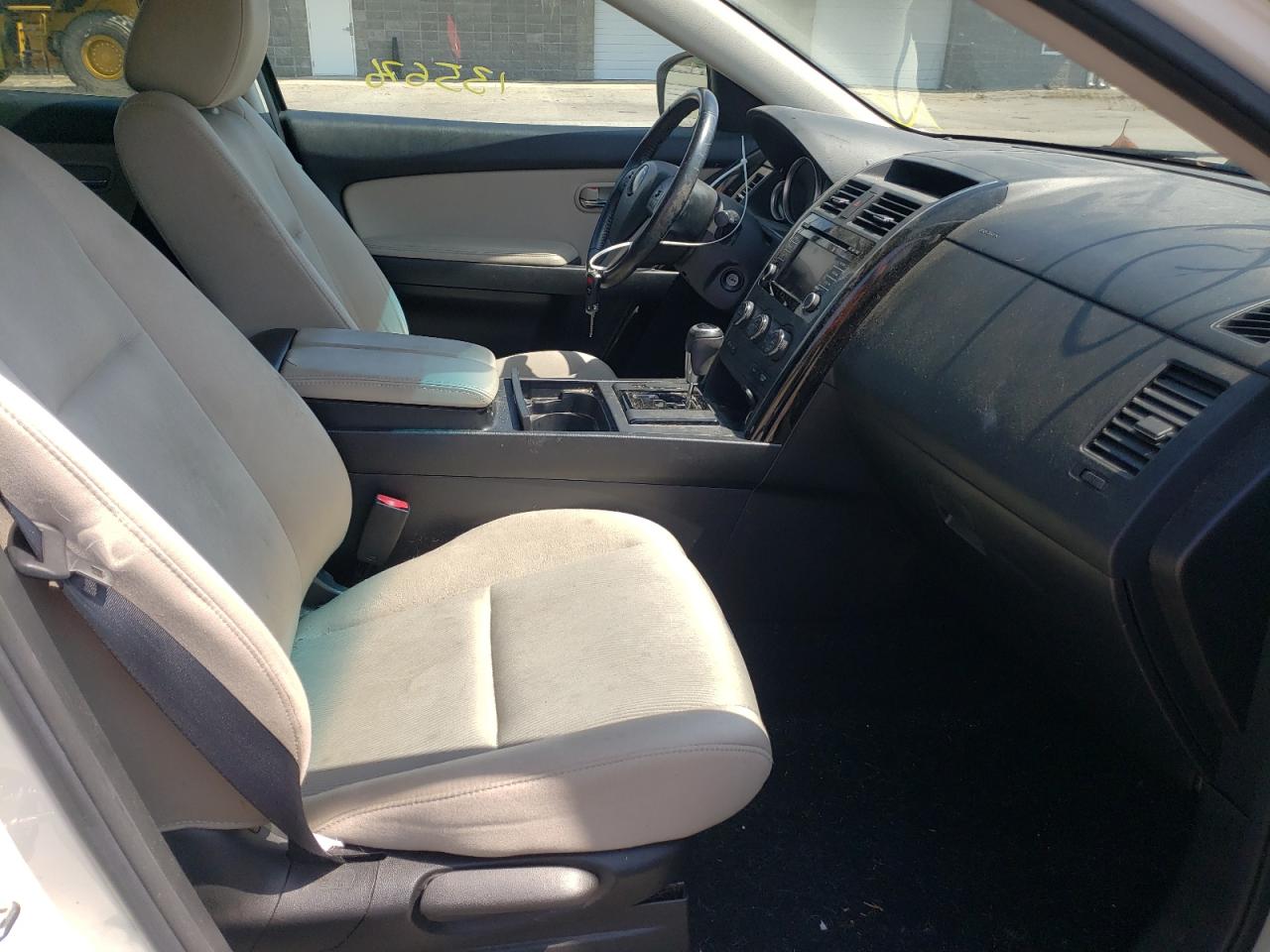 Photo 5 from auction – 2015 MAZDA CX-9 SPORT with VIN JM3TB2BA1F0467324
