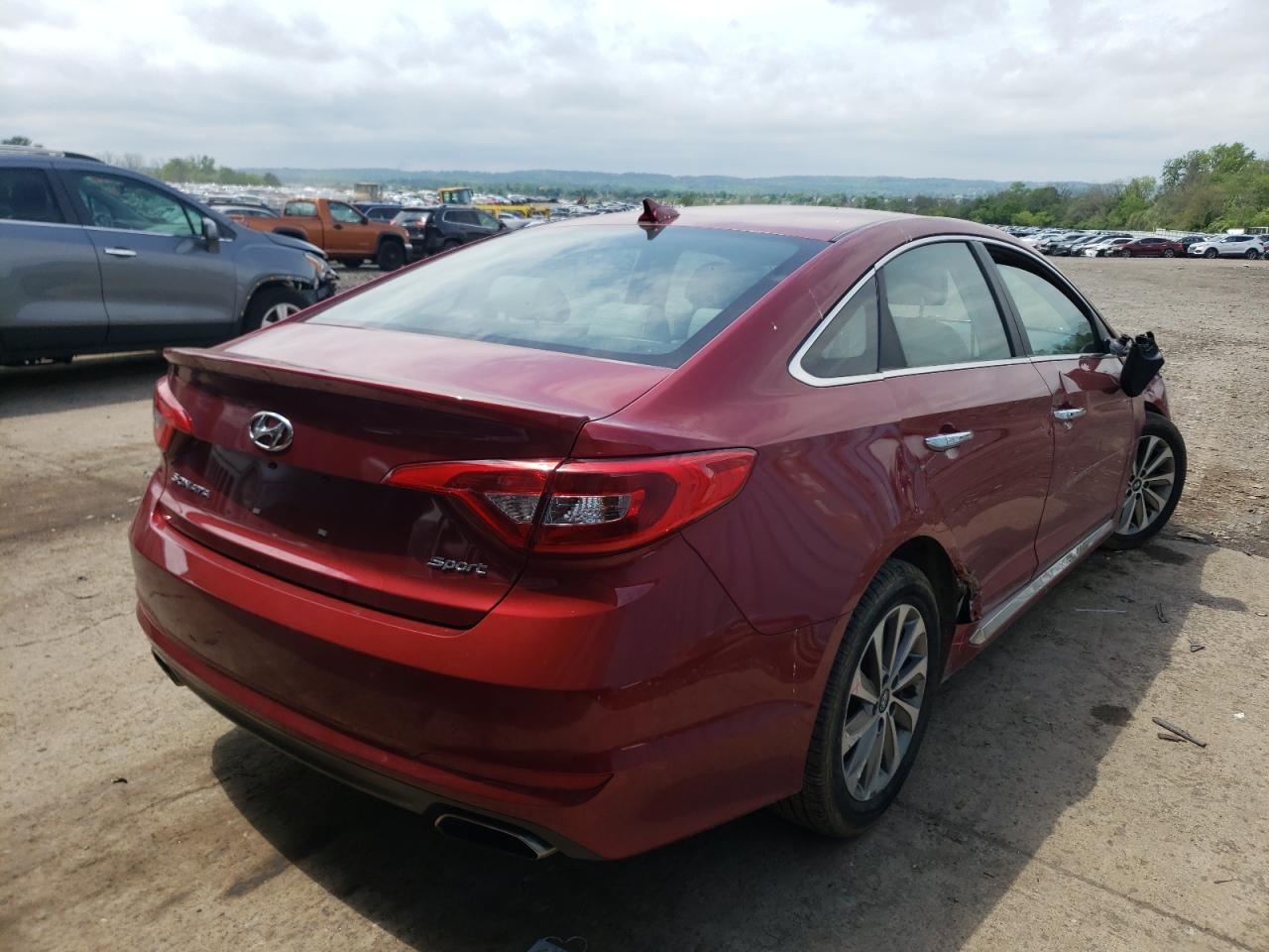 Photo 4 from auction – 2016 HYUNDAI SONATA SPO with VIN 5NPE34AF2GH373805