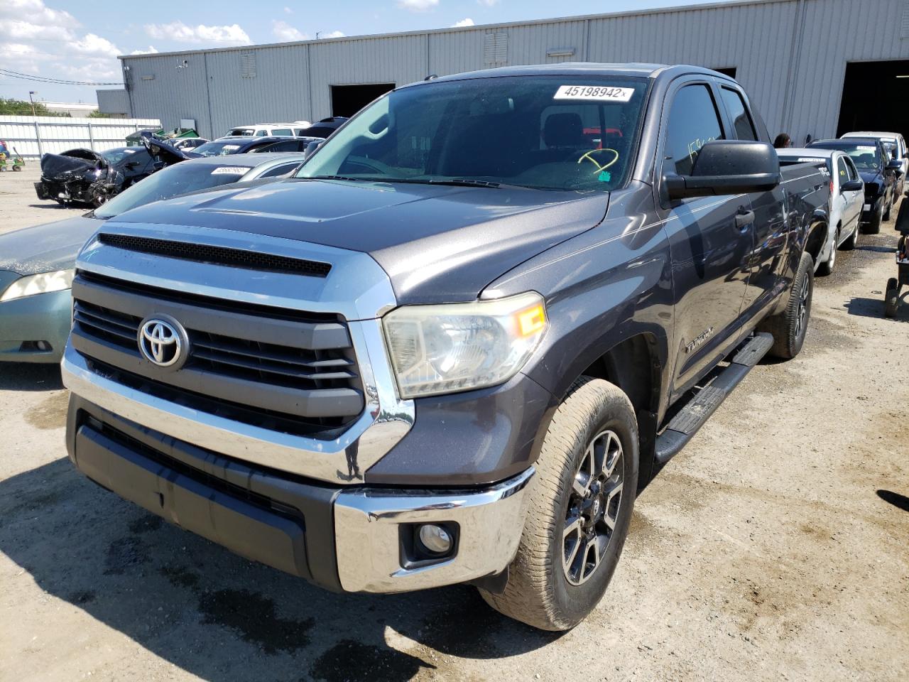 Photo 2 from auction – 2014 TOYOTA TUNDRA DOU with VIN 5TFRM5F13EX078747