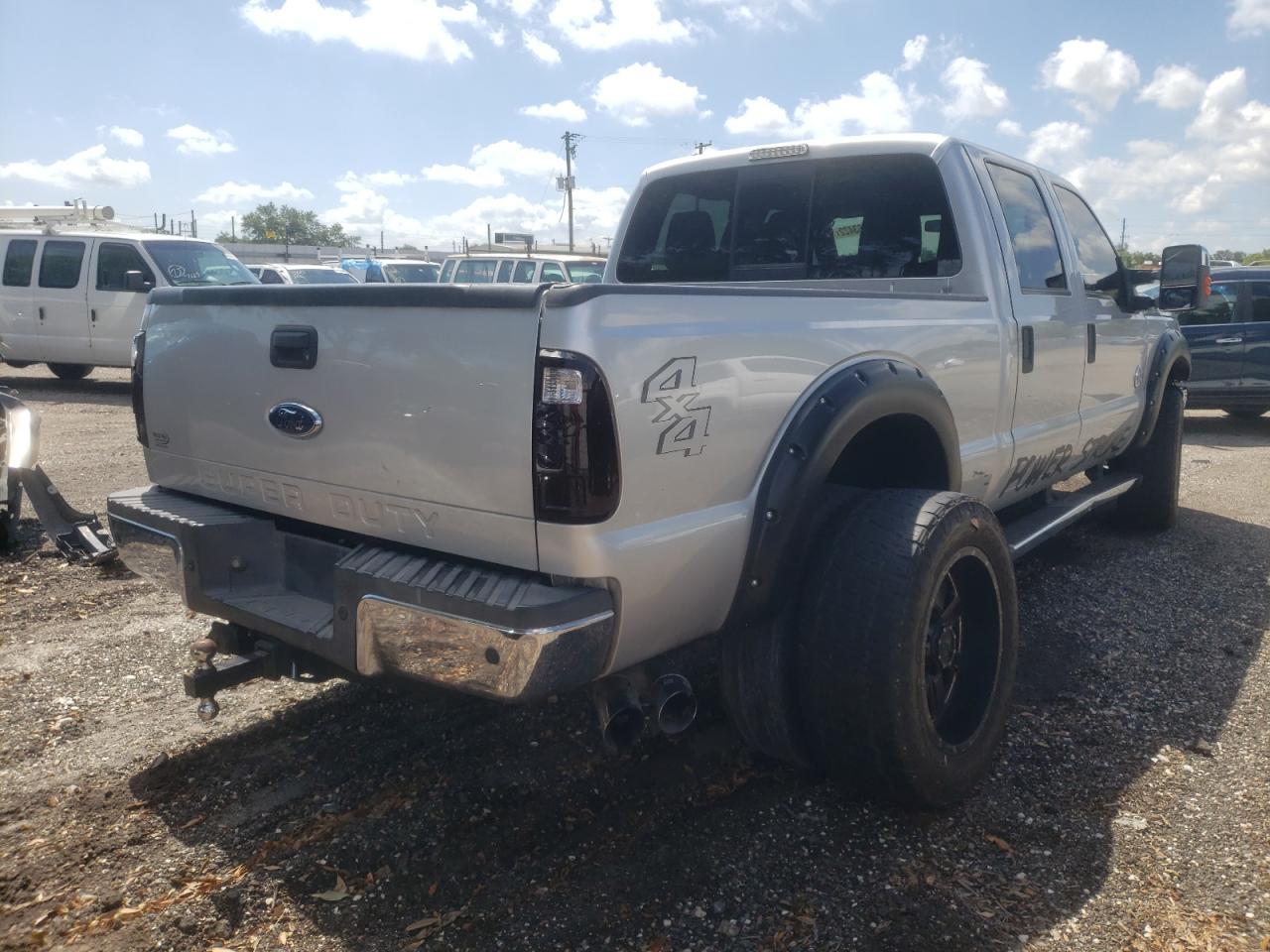 Photo 4 from auction – 2011 FORD F250 SUPER with VIN 1FT7W2BT9BEA93915