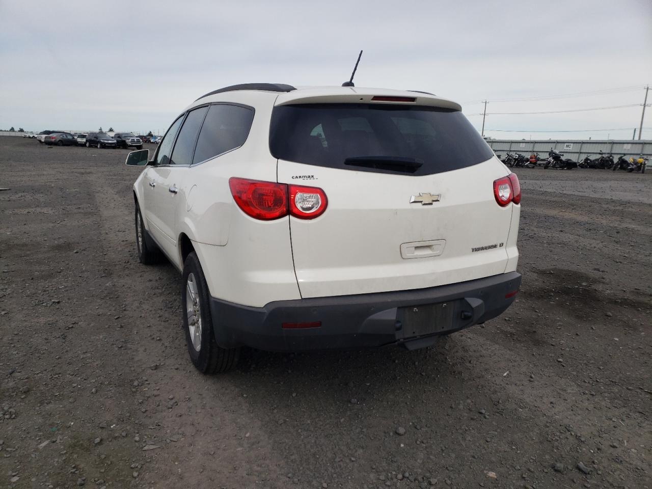 Photo 3 from auction – 2012 CHEVROLET TRAVERSE L with VIN 1GNKRGED1CJ130328