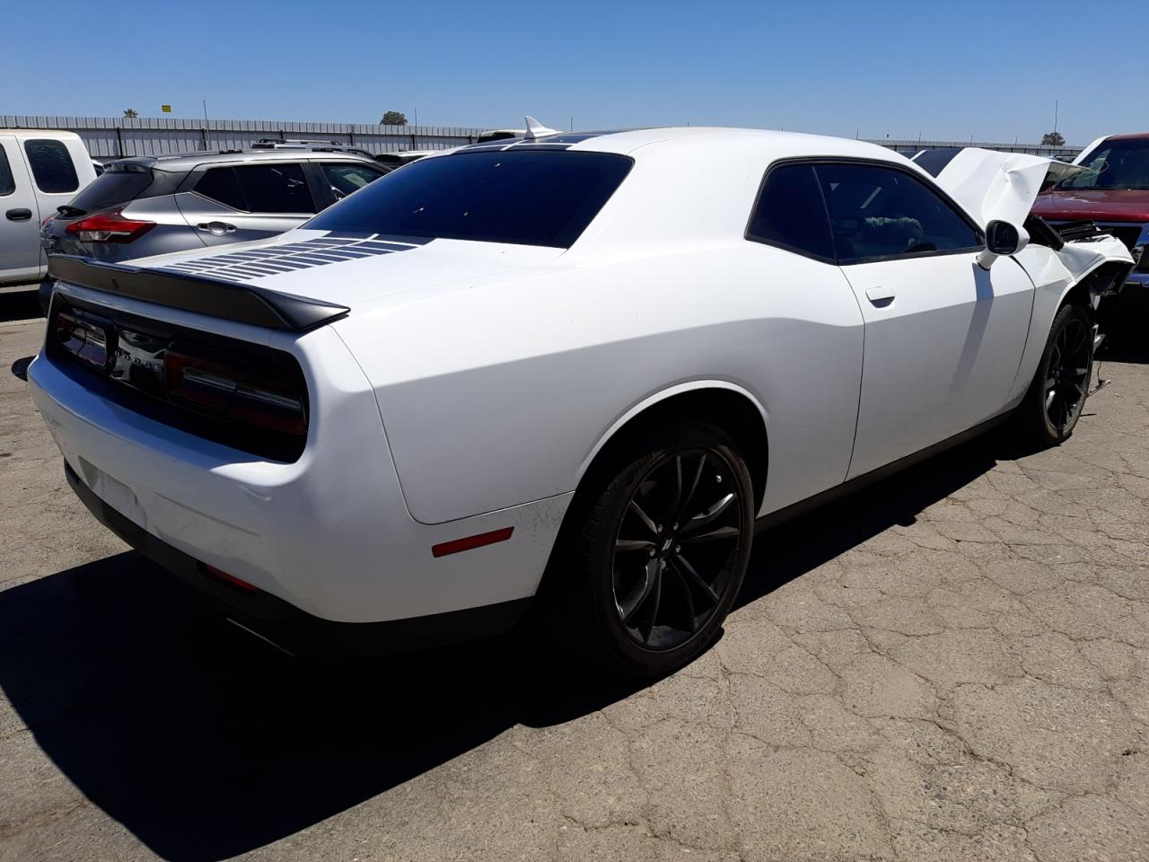Photo 4 from auction – 2017 DODGE CHALLENGER with VIN 2C3CDZAG6HH594719