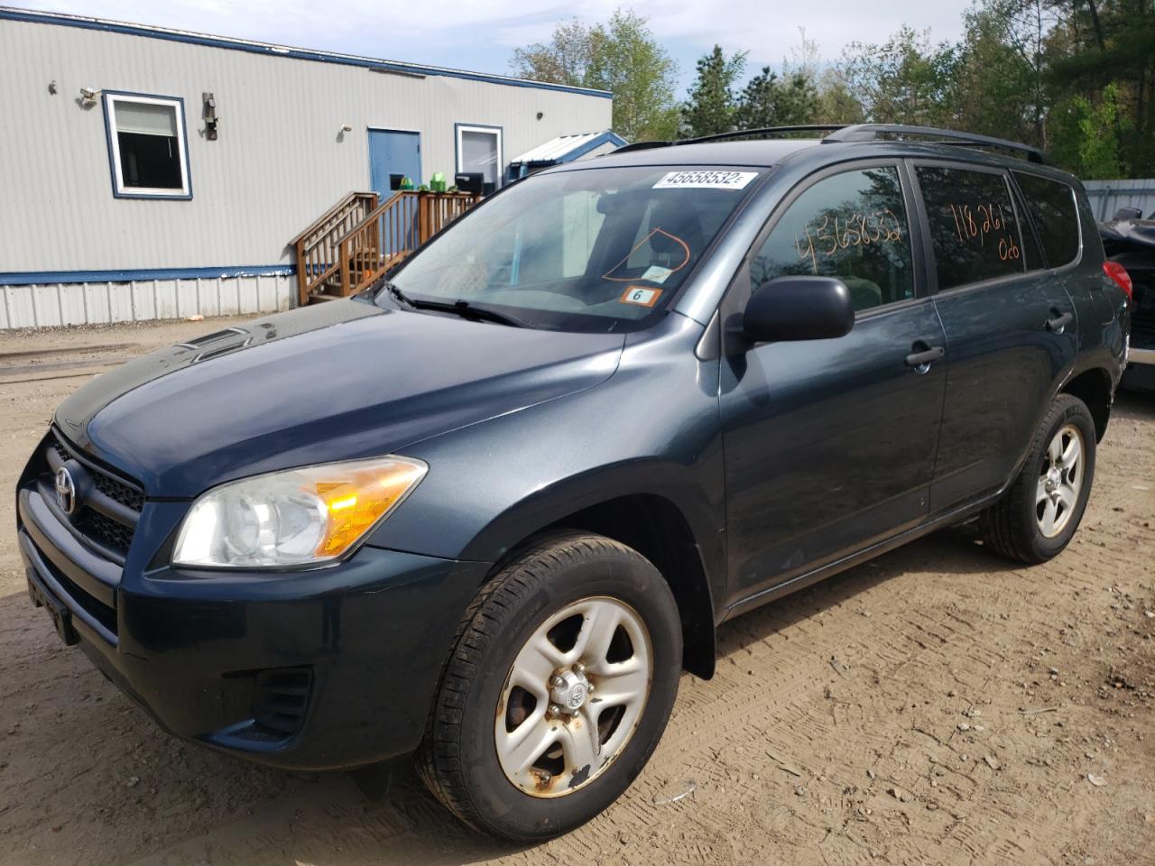 Photo 2 from auction – 2011 TOYOTA RAV4 with VIN 2T3BF4DV2BW133278