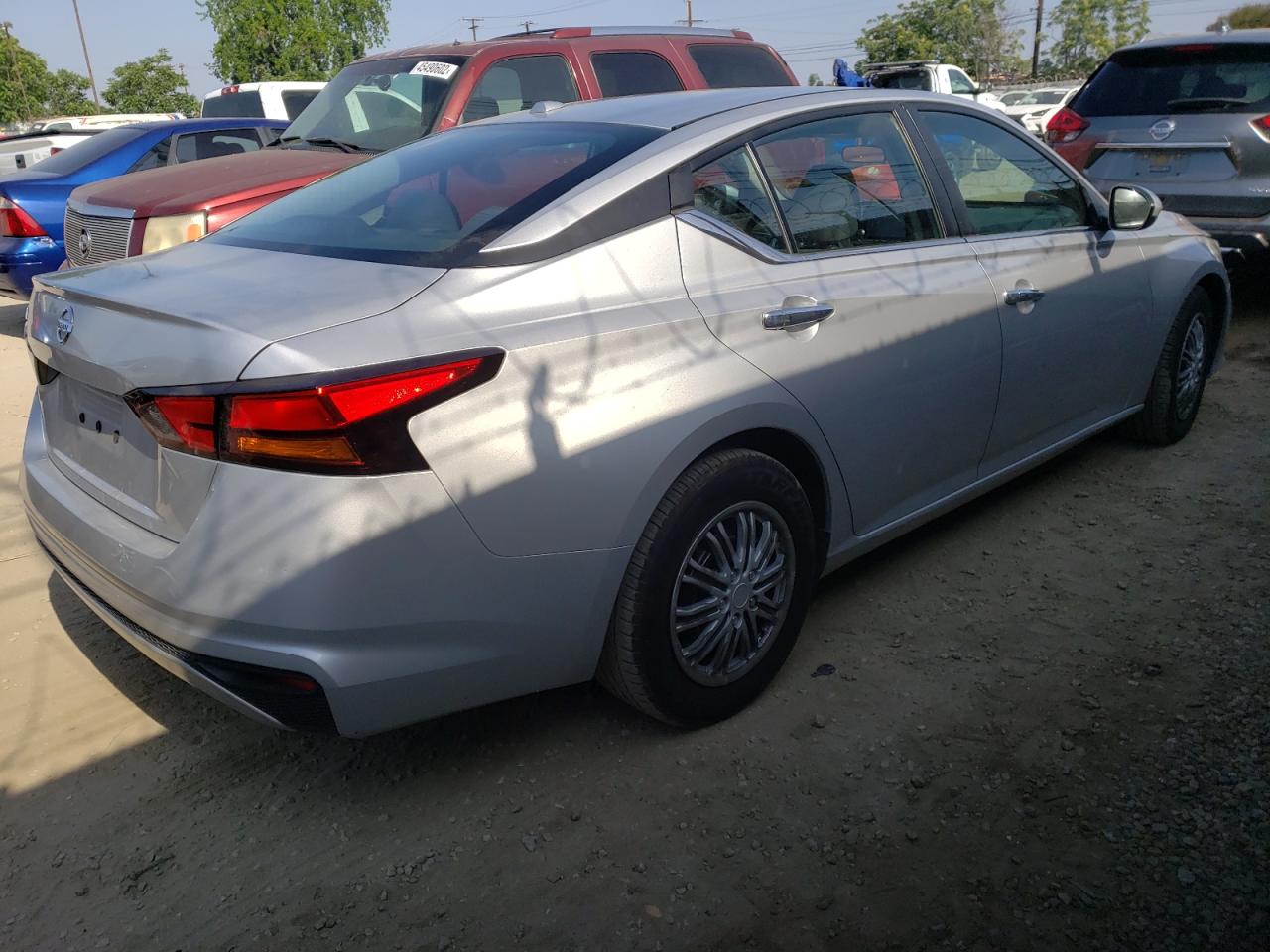 Photo 4 from auction – 2019 NISSAN ALTIMA S with VIN 1N4BL4BV2KC259113