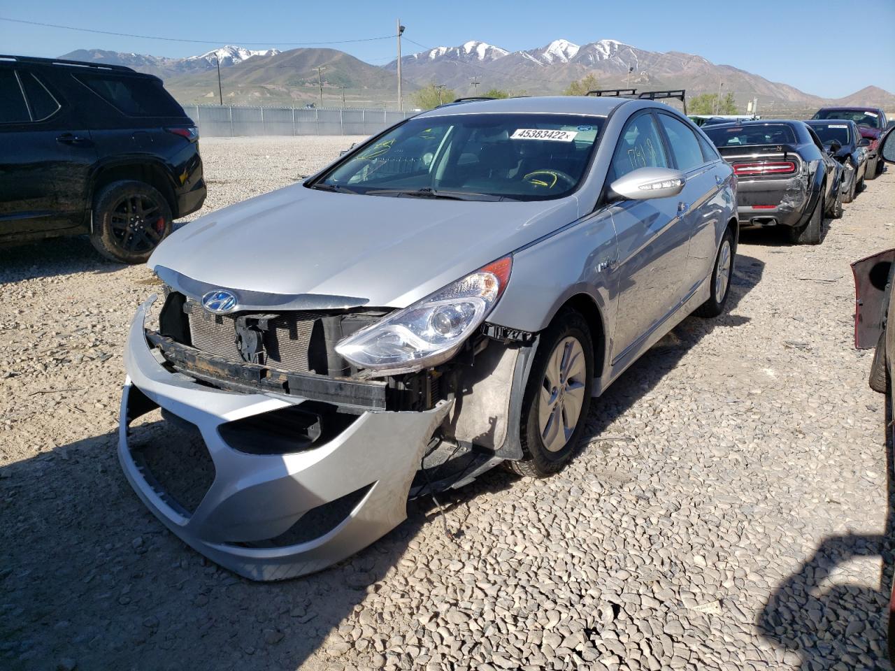 Photo 2 from auction – 2014 HYUNDAI SONATA HYB with VIN KMHEC4A4XEA113232