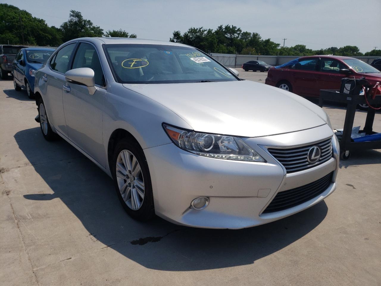 LEXUS ES 350 2014 with VIN JTHBK1GG0E2136523 - Photo from auction