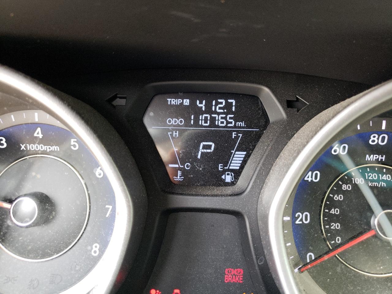 Photo 8 from auction – 2011 HYUNDAI ELANTRA GL with VIN KMHDH4AE4BU163754