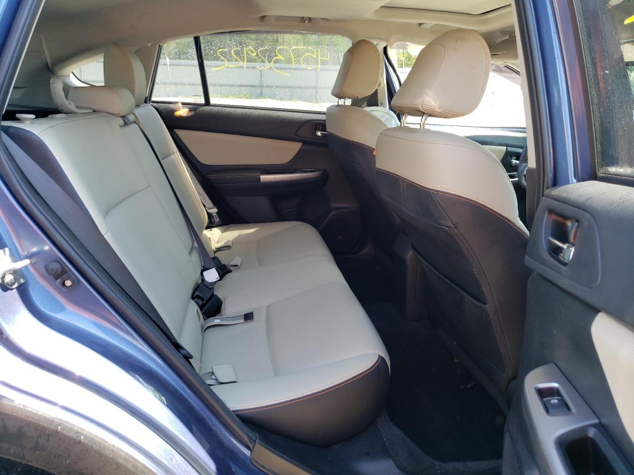 Photo 6 from auction – 2016 SUBARU CROSSTREK with VIN JF2GPANC3GH267844