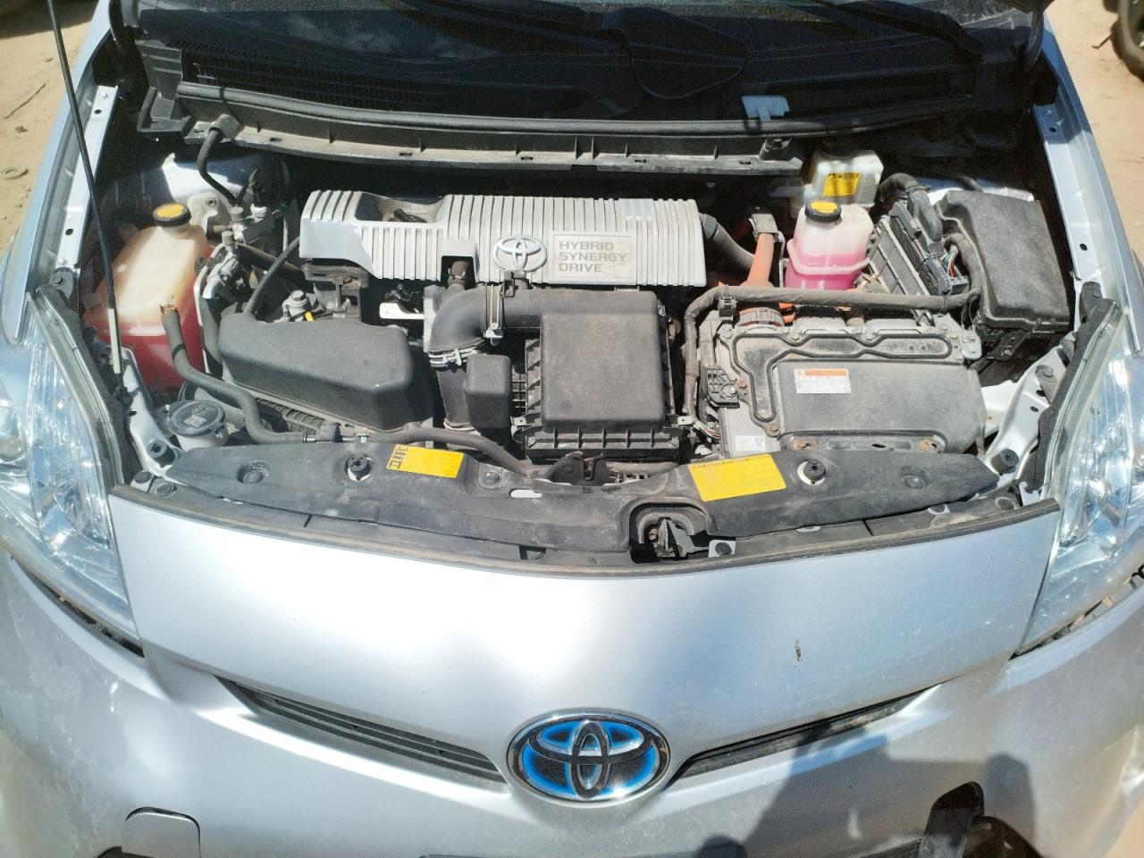 Photo 7 from auction – 2014 TOYOTA PRIUS with VIN JTDKN3DU7E1774983