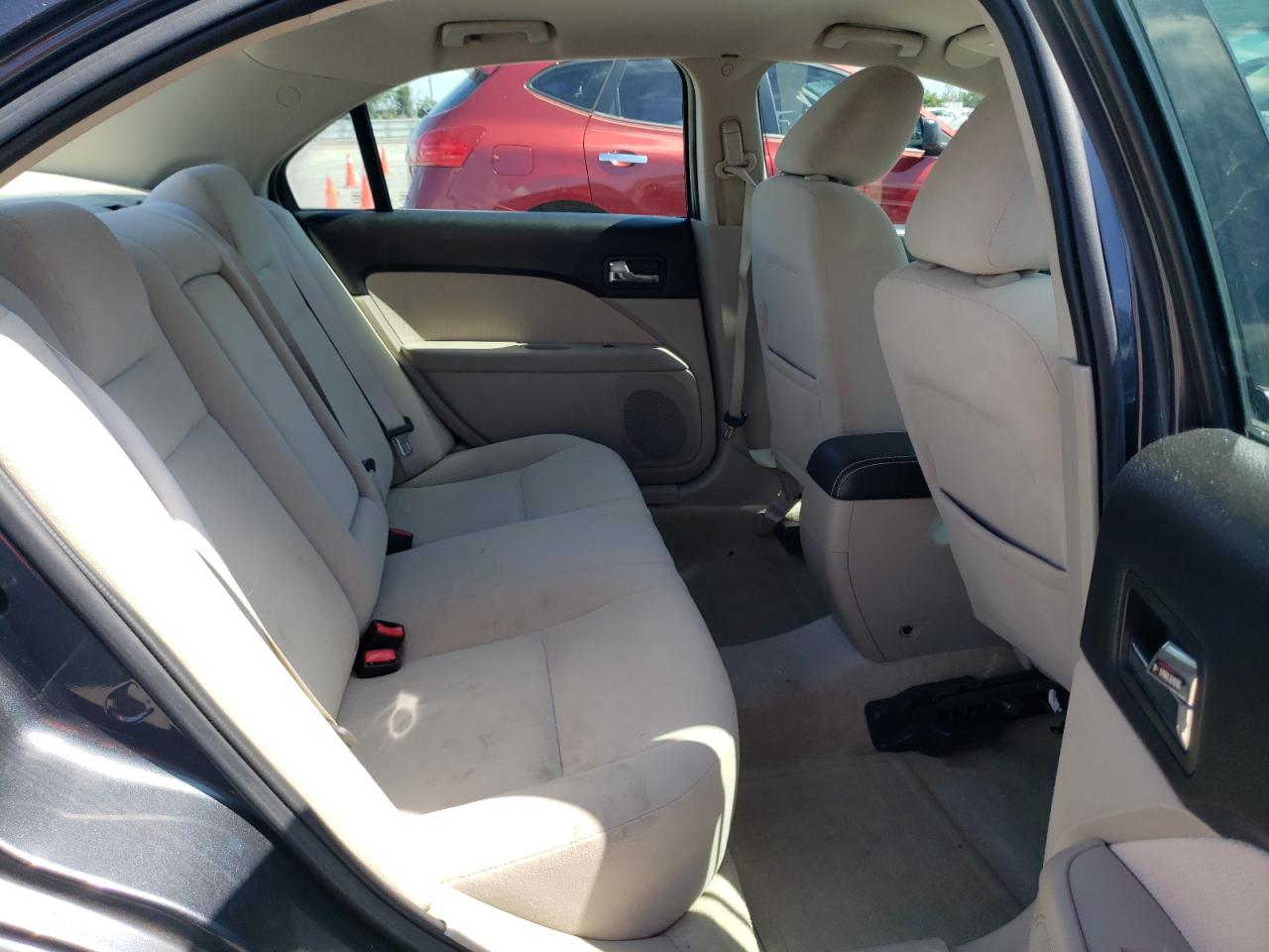 Photo 6 from auction – 2009 MERCURY MILAN with VIN 3MEHM07Z79R604541