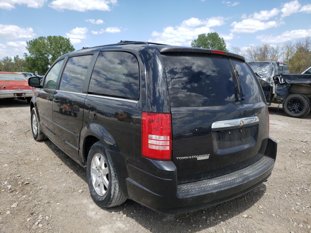 Photo 3 from auction – 2008 CHRYSLER TOWN & COU with VIN 2A8HR54P58R757595