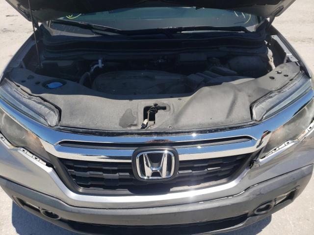 Photo 7 from auction – 2017 HONDA RIDGELINE with VIN 5FPYK3F59HB006403