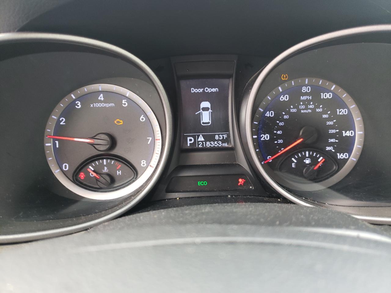 Photo 8 from auction – 2016 HYUNDAI SANTA FE S with VIN KM8SMDHF3GU149837