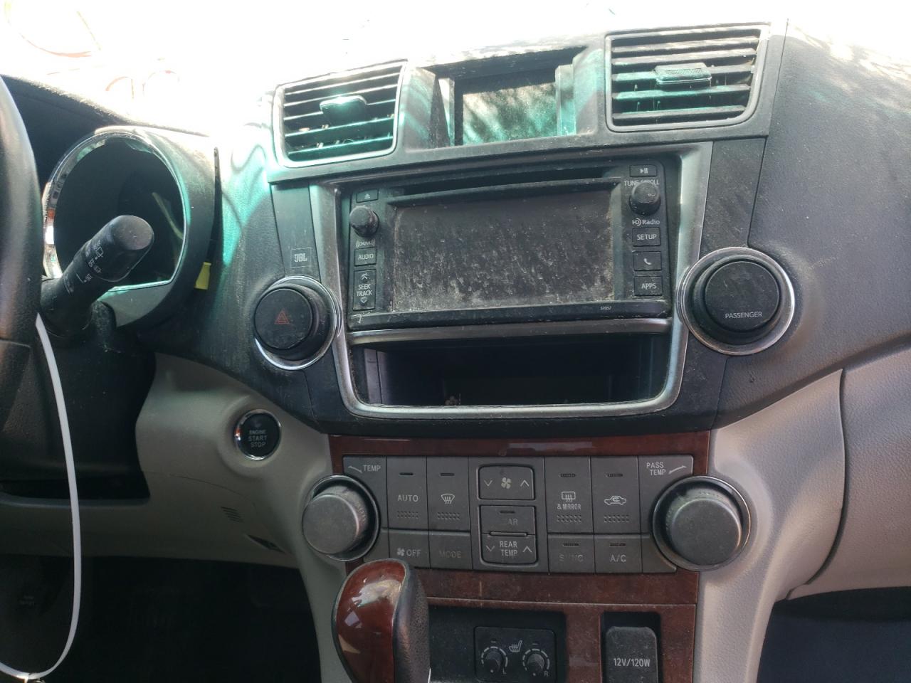 Photo 9 from auction – 2013 TOYOTA HIGHLANDER with VIN 5TDDK3EH3DS220098