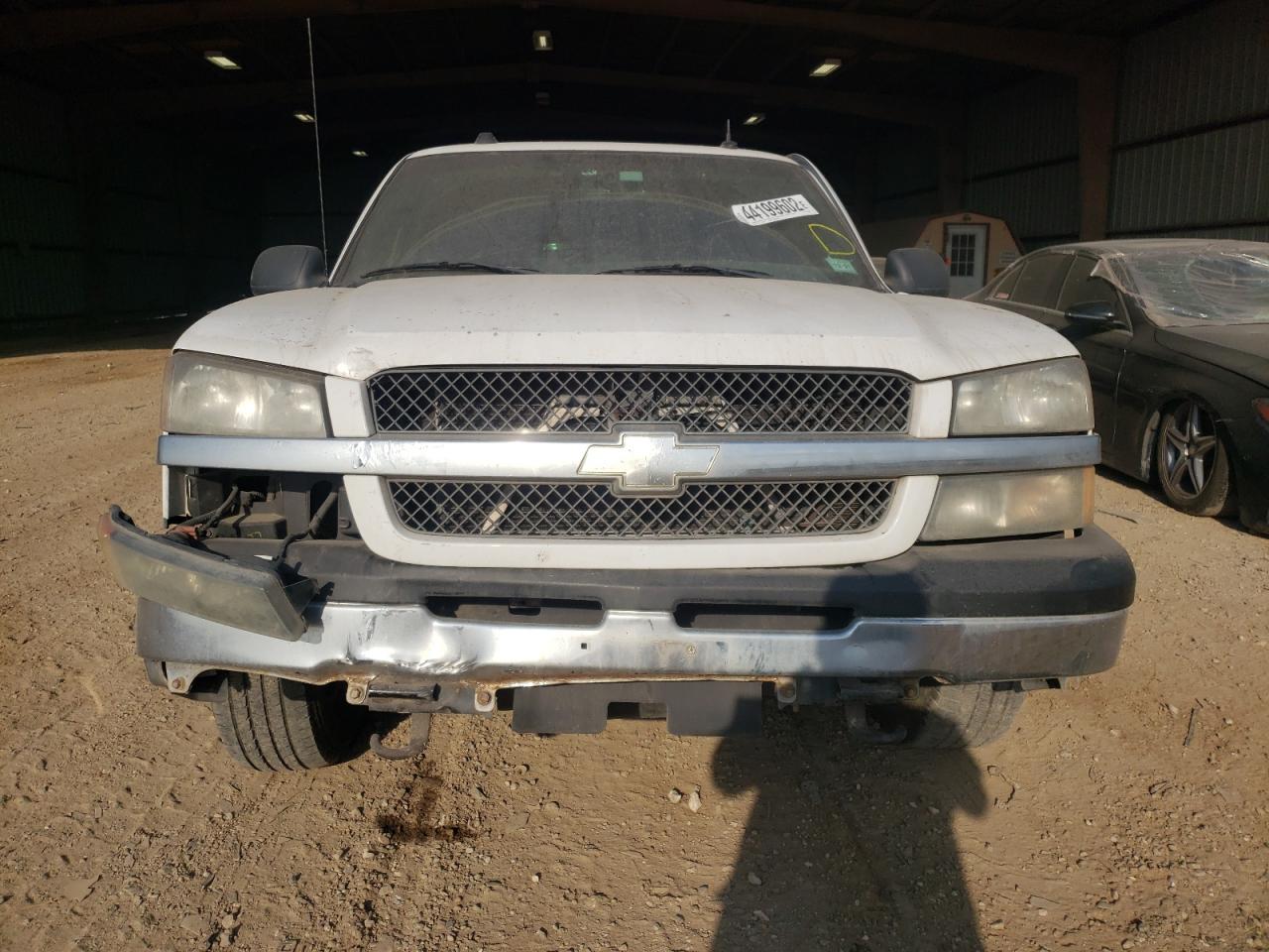 Photo 9 from auction – 2004 CHEVROLET SILVERADO with VIN 2GCEC19V541200948