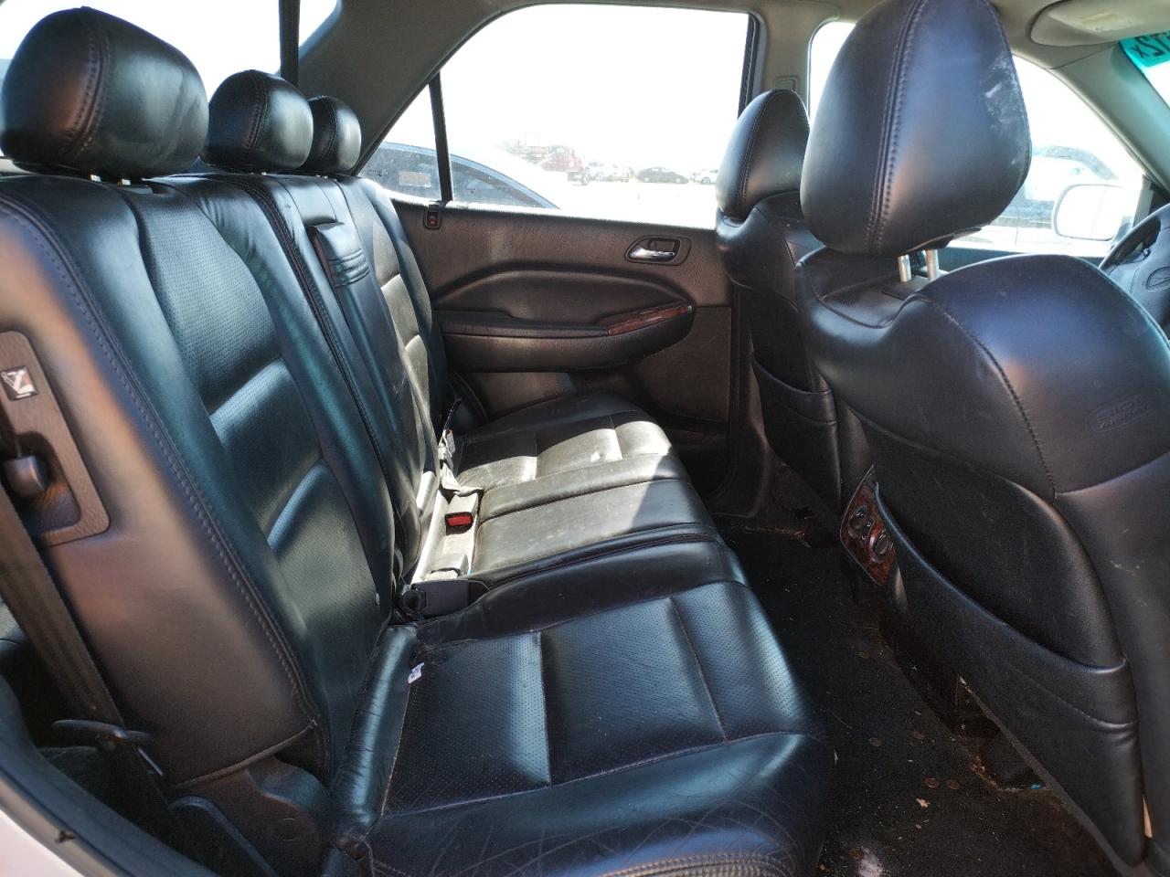Photo 6 from auction – 2002 ACURA MDX with VIN 2HNYD18472H545612