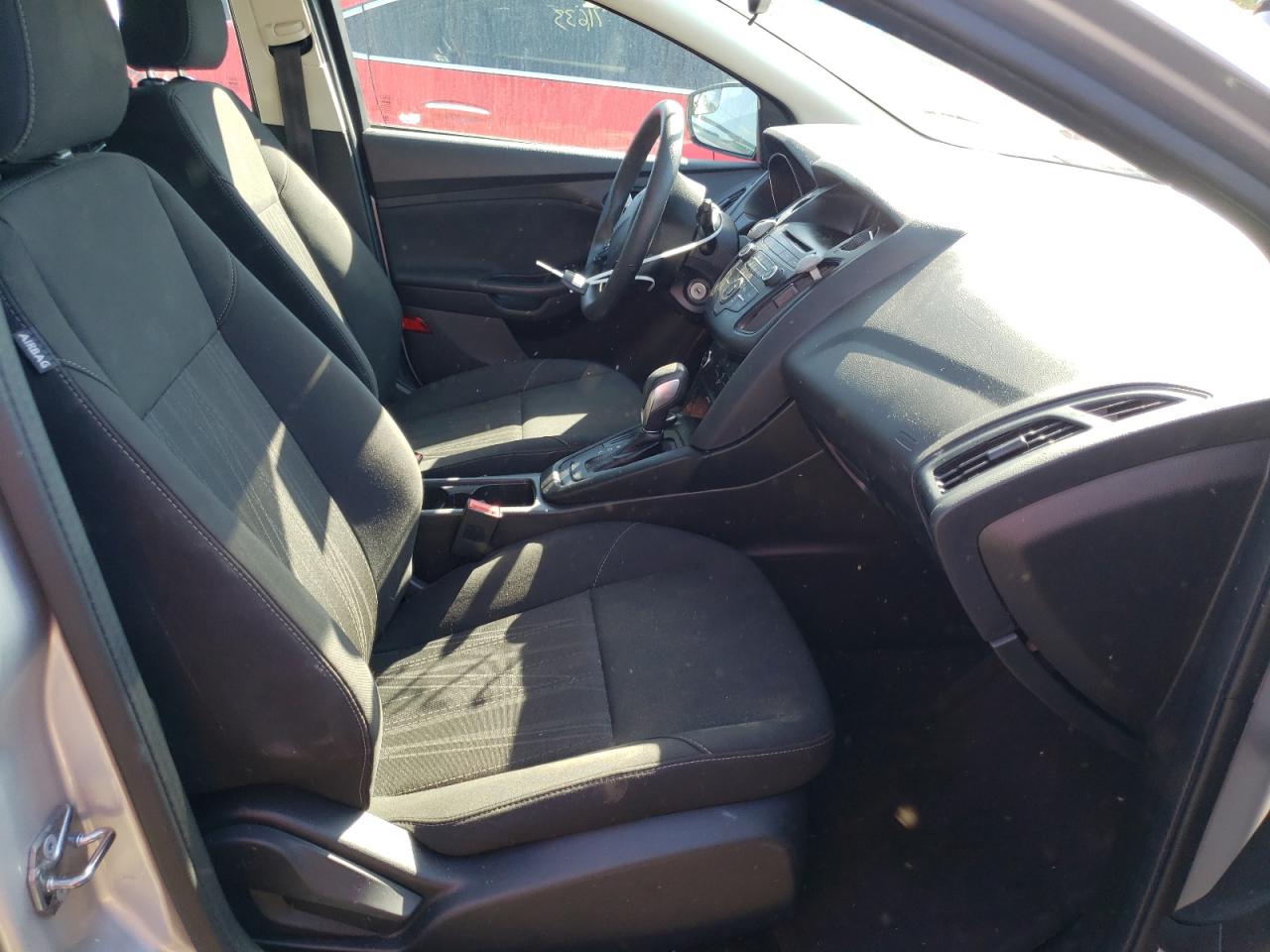 Photo 5 from auction – 2017 FORD FOCUS SE with VIN 1FADP3K29HL274892