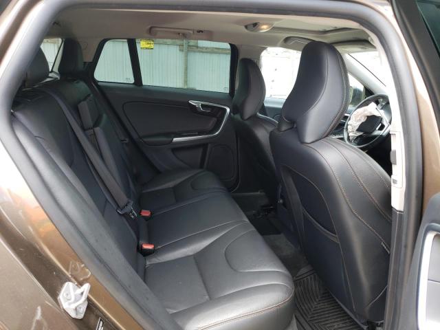 Photo 6 from auction – 2015 VOLVO V60 CROSS with VIN YV4612HK5F1001217