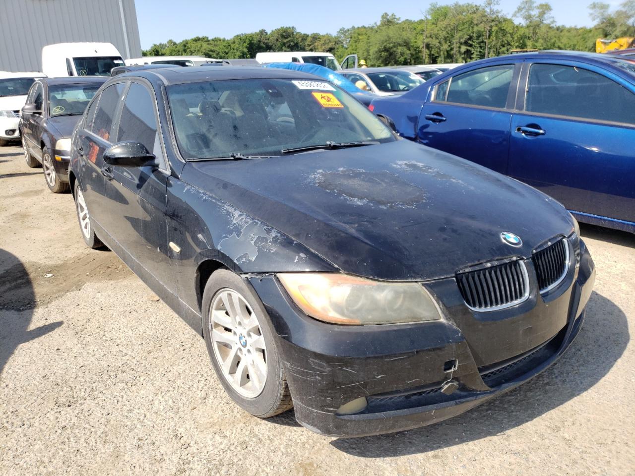 BMW 325 I 2006 with VIN WBAVB13516KR64968 - Photo from auction
