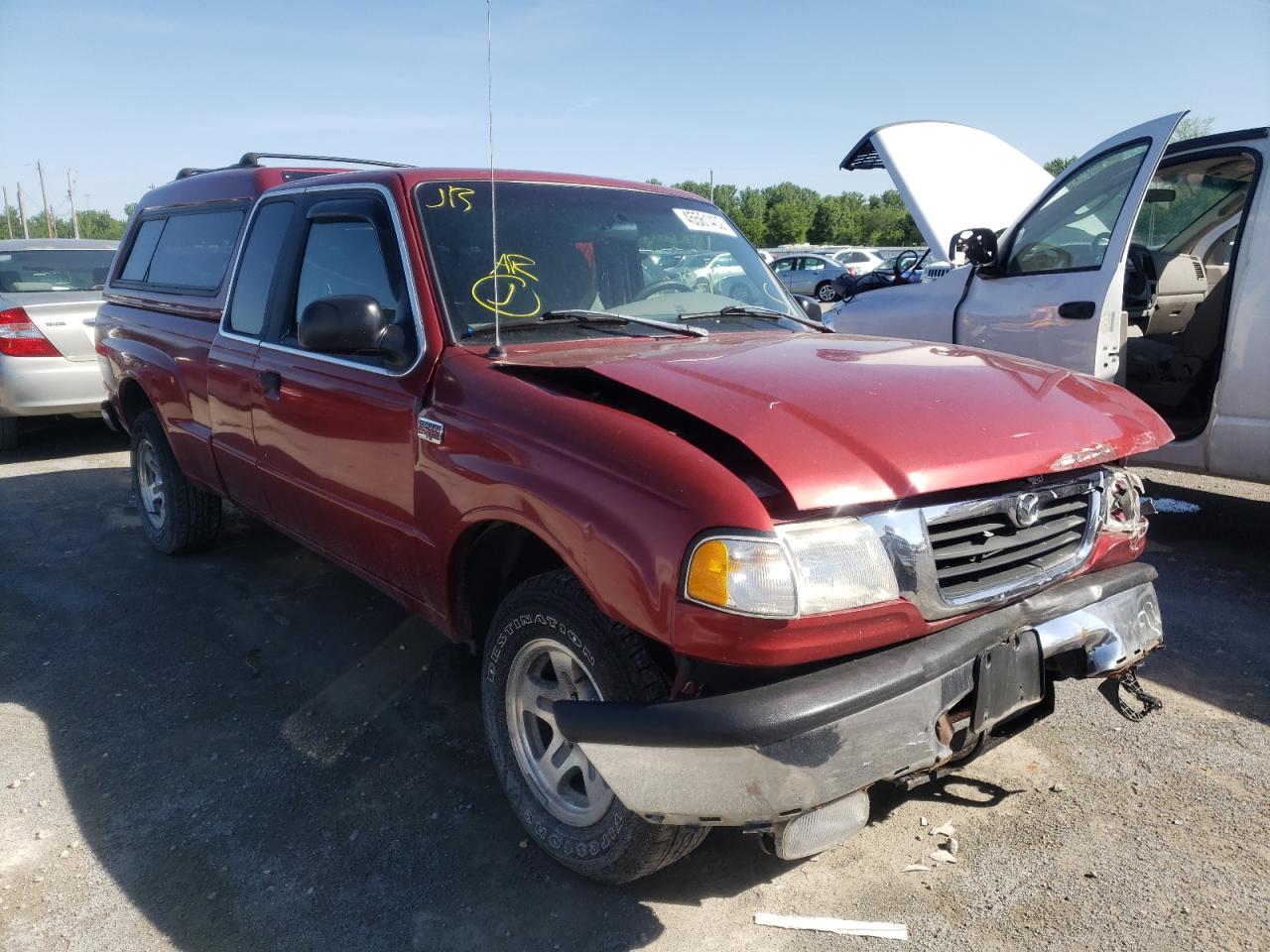 MAZDA B4000 CAB 1999 with VIN 4F4YR16X4XTM00890 - Photo from auction