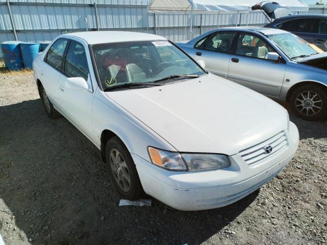 TOYOTA CAMRY LE 1999 with VIN JT2BF22K8X0183720 - Photo from auction
