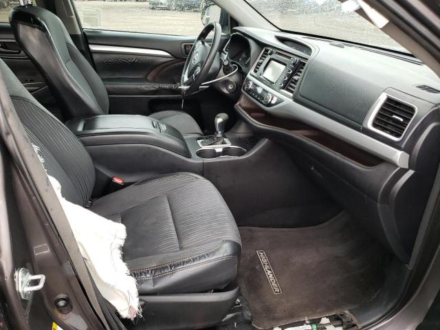 Photo 5 from auction – 2015 TOYOTA HIGHLANDER with VIN 5TDZKRFH6FS099674