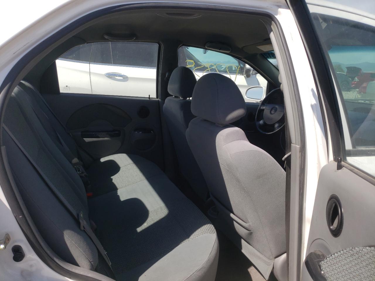 Photo 6 from auction – 2004 CHEVROLET AVEO LS with VIN KL1TJ52674B234081