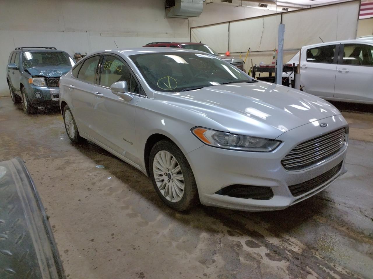 FORD FUSION SE 2016 with VIN 3FA6P0LU3GR262468 - Photo from auction