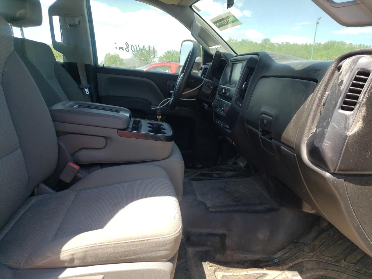Photo 5 from auction – 2016 GMC SIERRA C35 with VIN 1GD21VEG2GZ386186