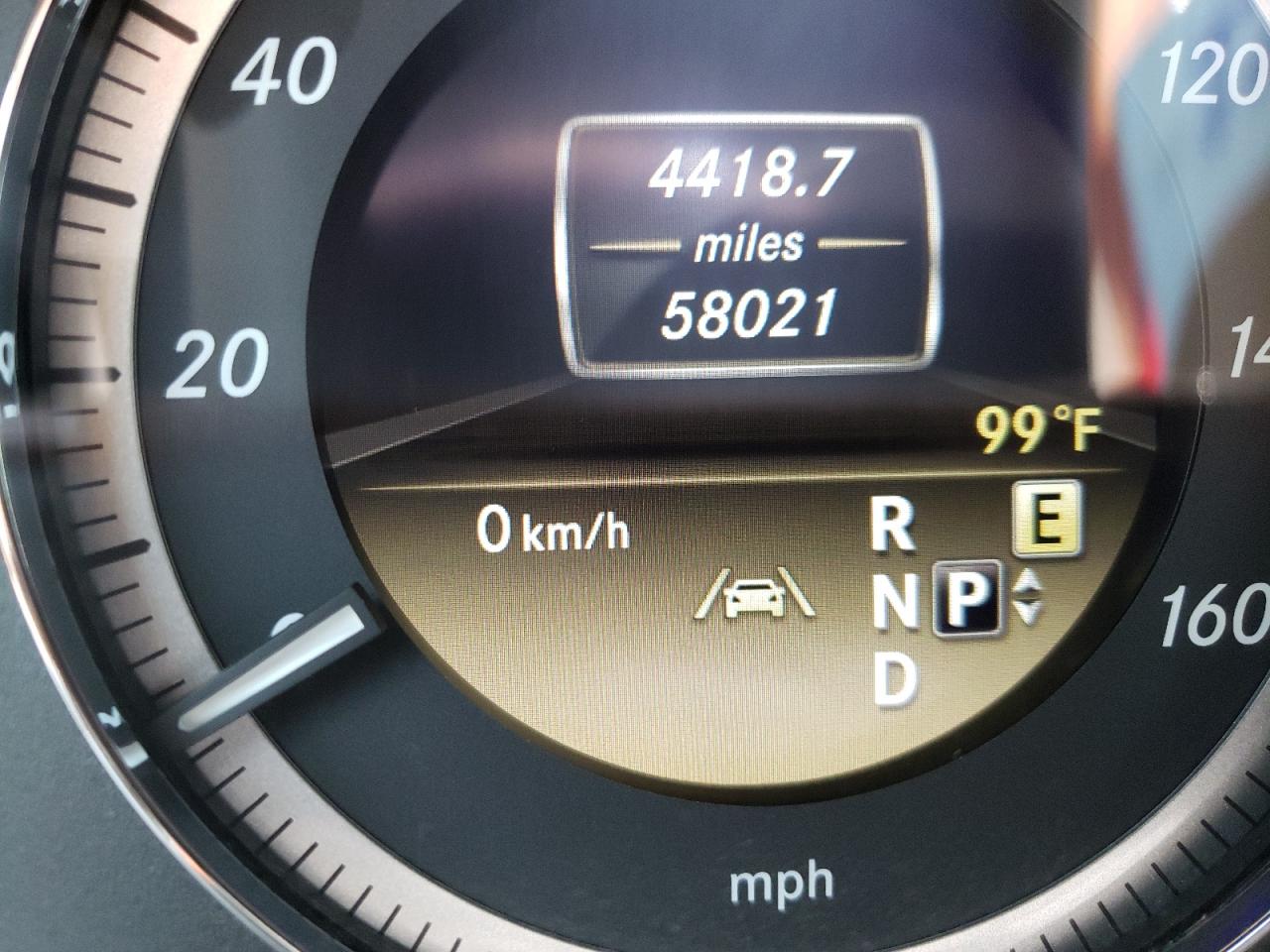Photo 8 from auction – 2012 MERCEDES-BENZ E 350 with VIN WDDHF5KB9CA523096