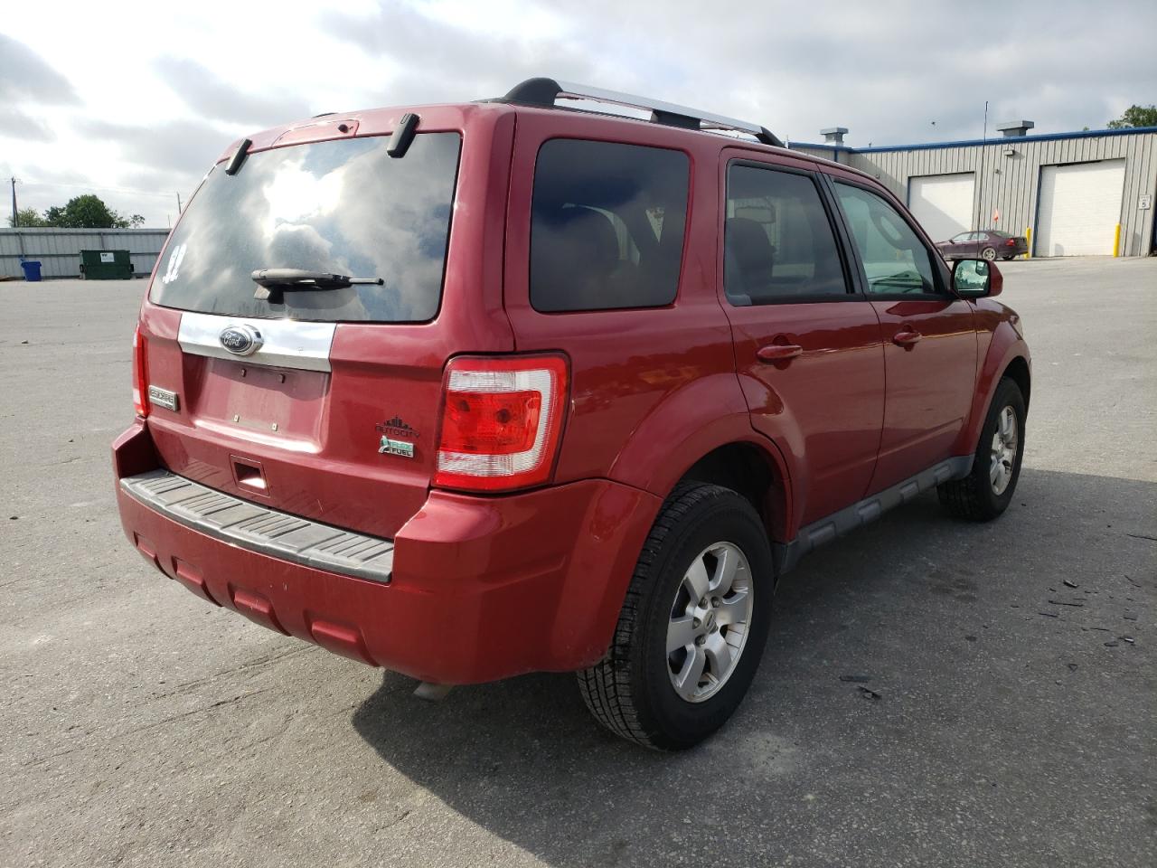 Photo 4 from auction – 2010 FORD ESCAPE LIM with VIN 1FMCU0EG3AKC77721