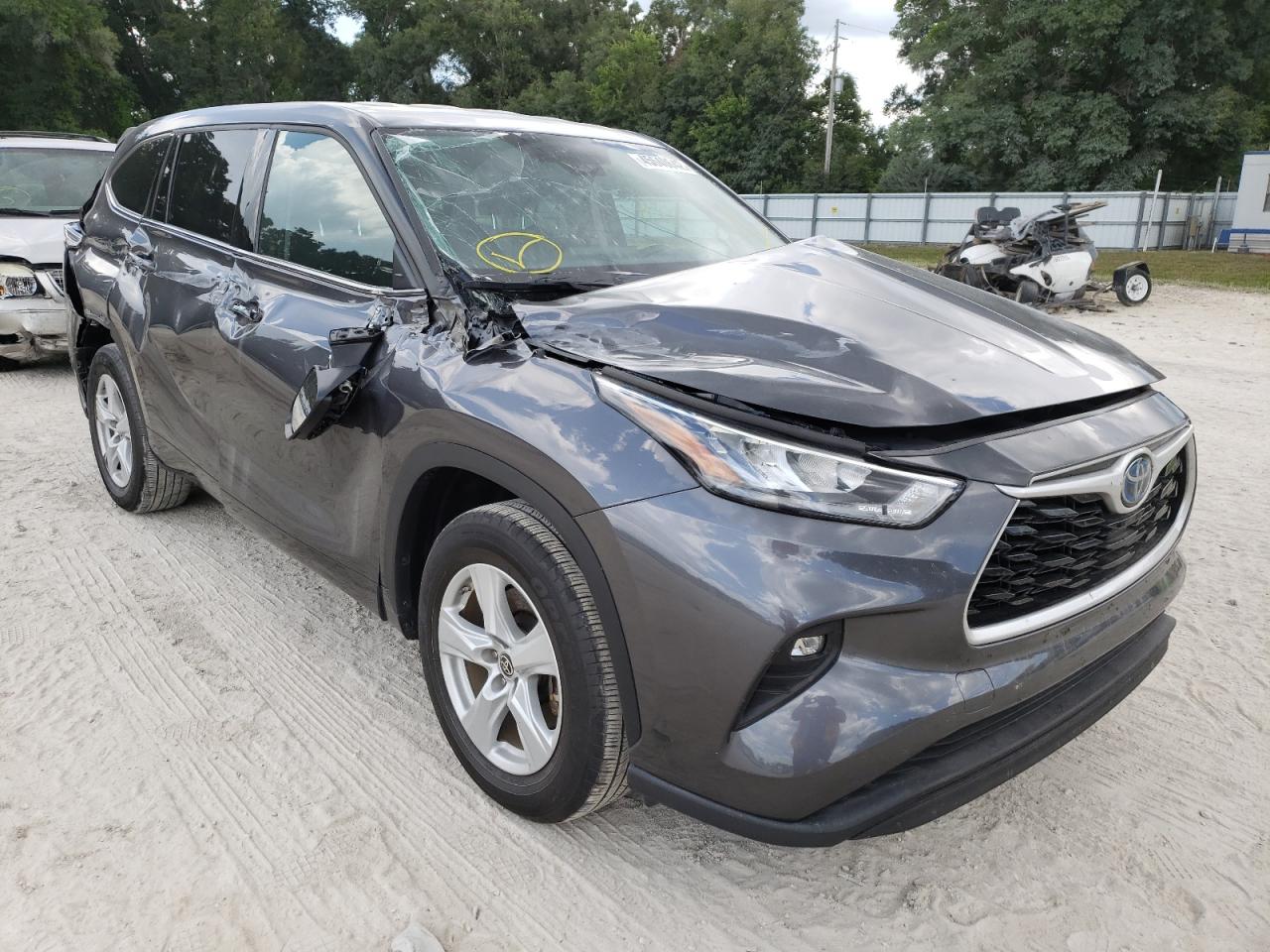 TOYOTA HIGHLANDER 2020 with VIN 5TDZARAH4LS501858 - Photo from auction