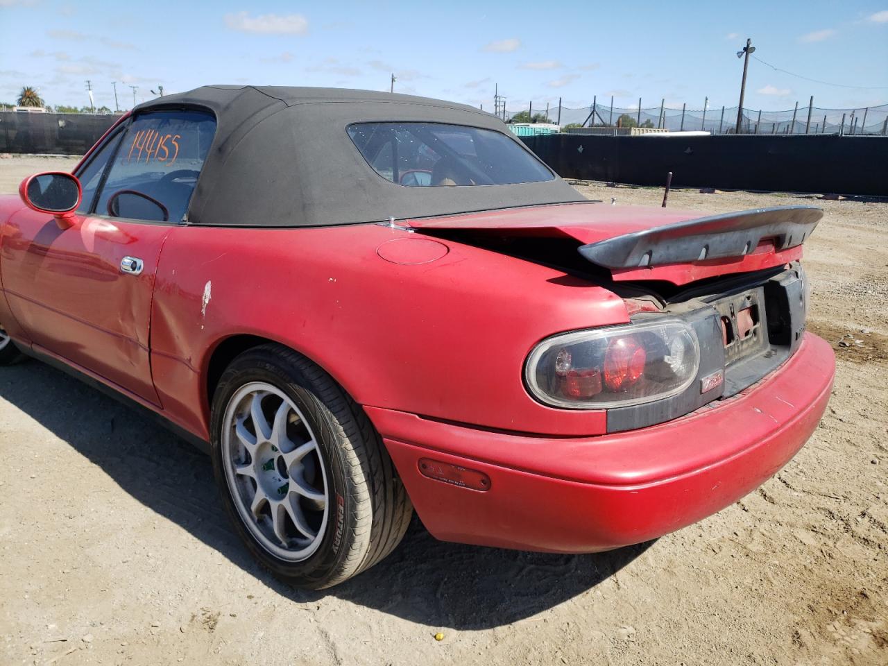 Photo 9 from auction – 1994 MAZDA MX-5 MIATA with VIN JM1NA3530R0506366