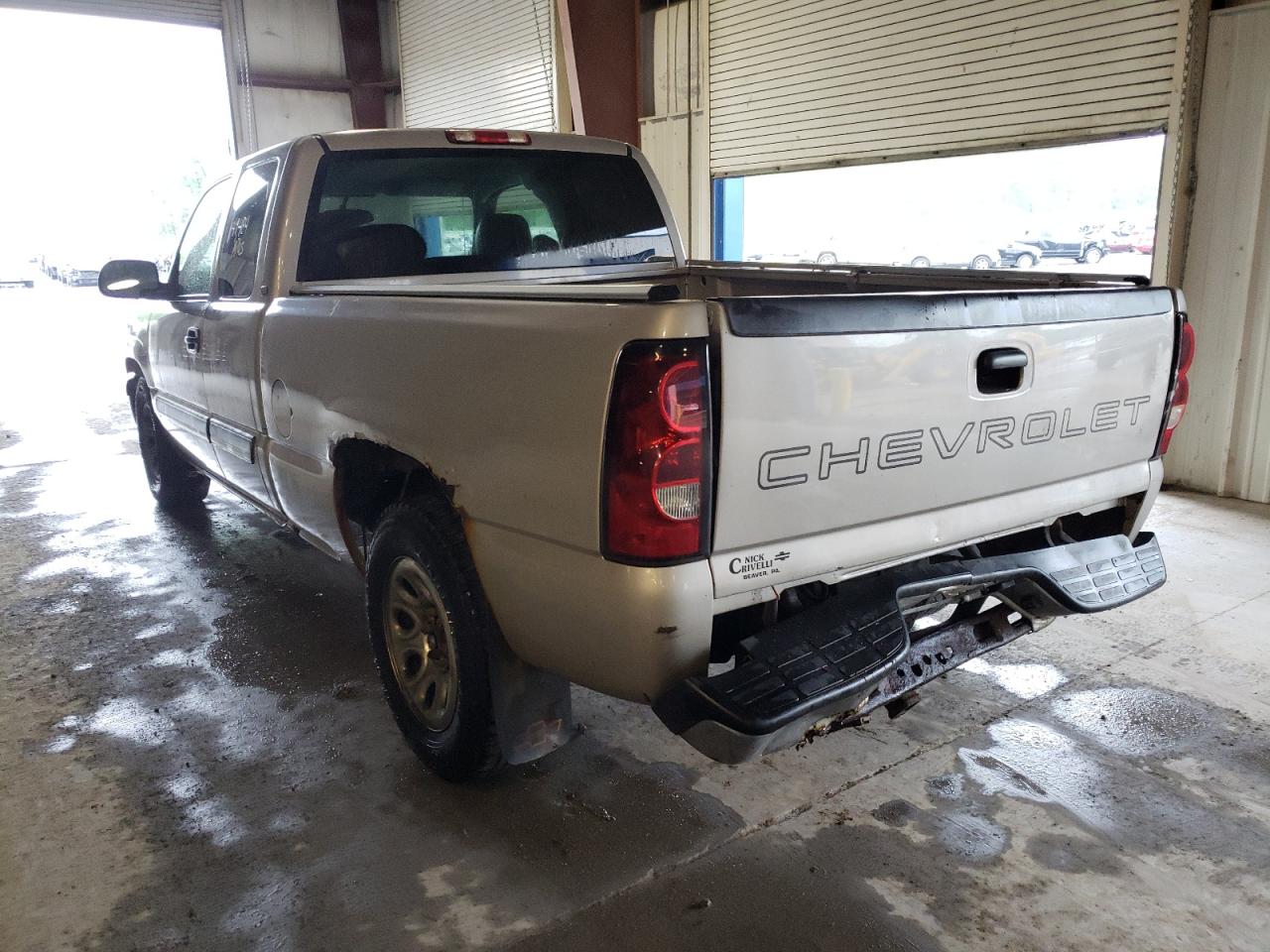 Photo 16 from auction – 2005 CHEVROLET SILVERADO with VIN 1GCEC19ZX5Z183169