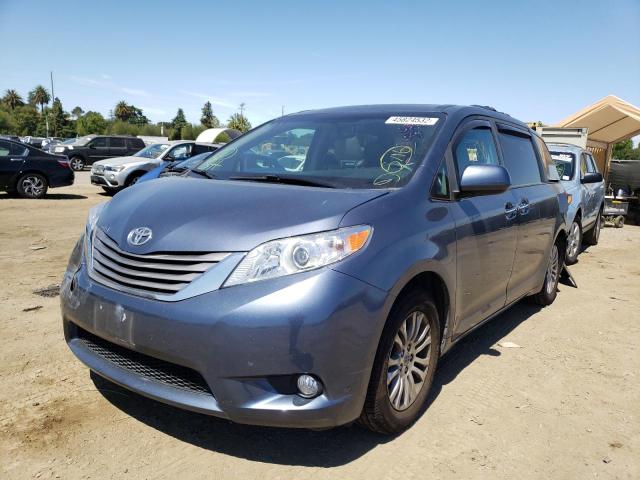Photo 2 from auction – 2017 TOYOTA SIENNA XLE with VIN 5TDYZ3DC3HS780325