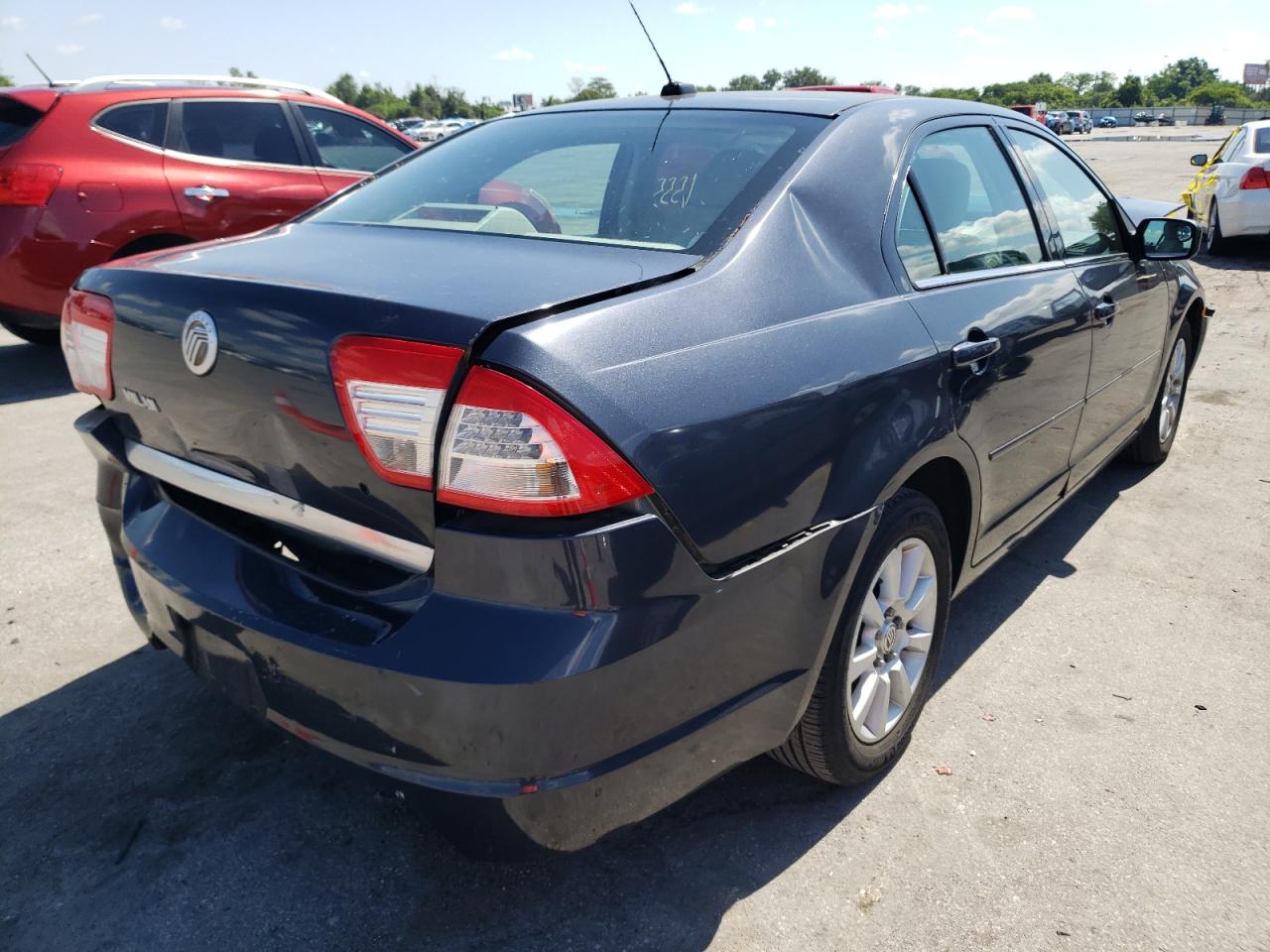 Photo 4 from auction – 2009 MERCURY MILAN with VIN 3MEHM07Z79R604541