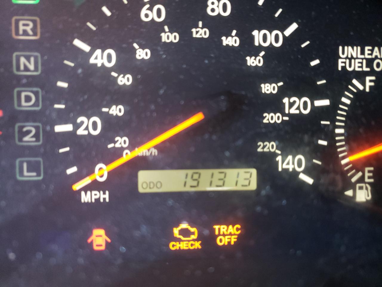 Photo 8 from auction – 2001 LEXUS ES 300 with VIN JT8BF28G910307476