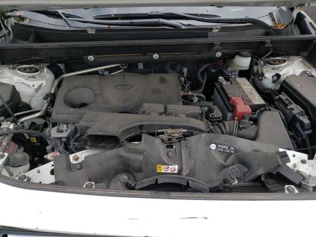 Photo 7 from auction – 2019 TOYOTA RAV4 XLE with VIN JTMP1RFV8KD034685