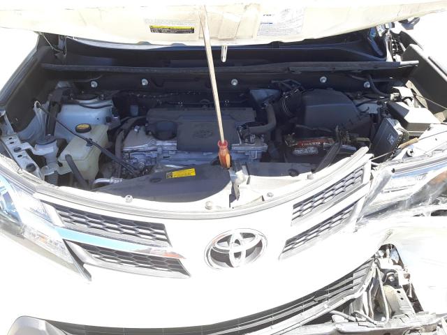 Photo 7 from auction – 2015 TOYOTA RAV4 LIMIT with VIN 2T3YFREV1FW140167