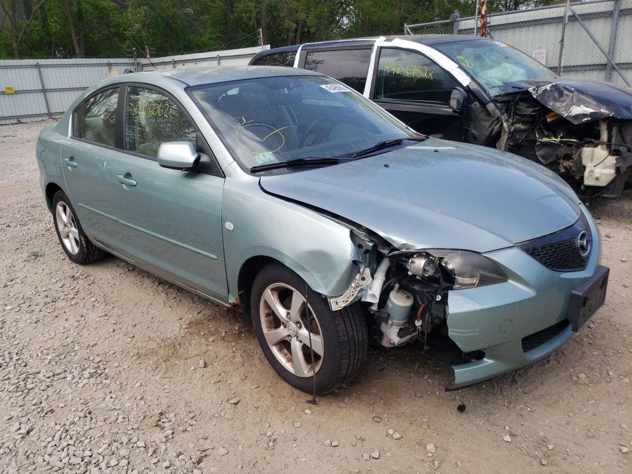MAZDA 3 I 2004 with VIN JM1BK12F341165552 - Photo from auction