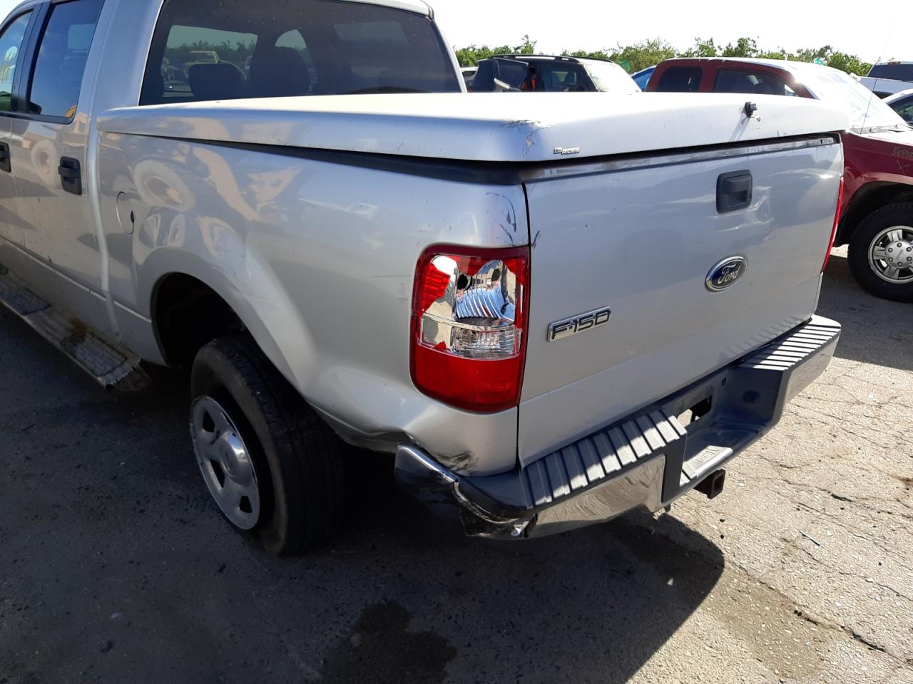 Photo 9 from auction – 2005 FORD F150 SUPER with VIN 1FTPW12525KC85839
