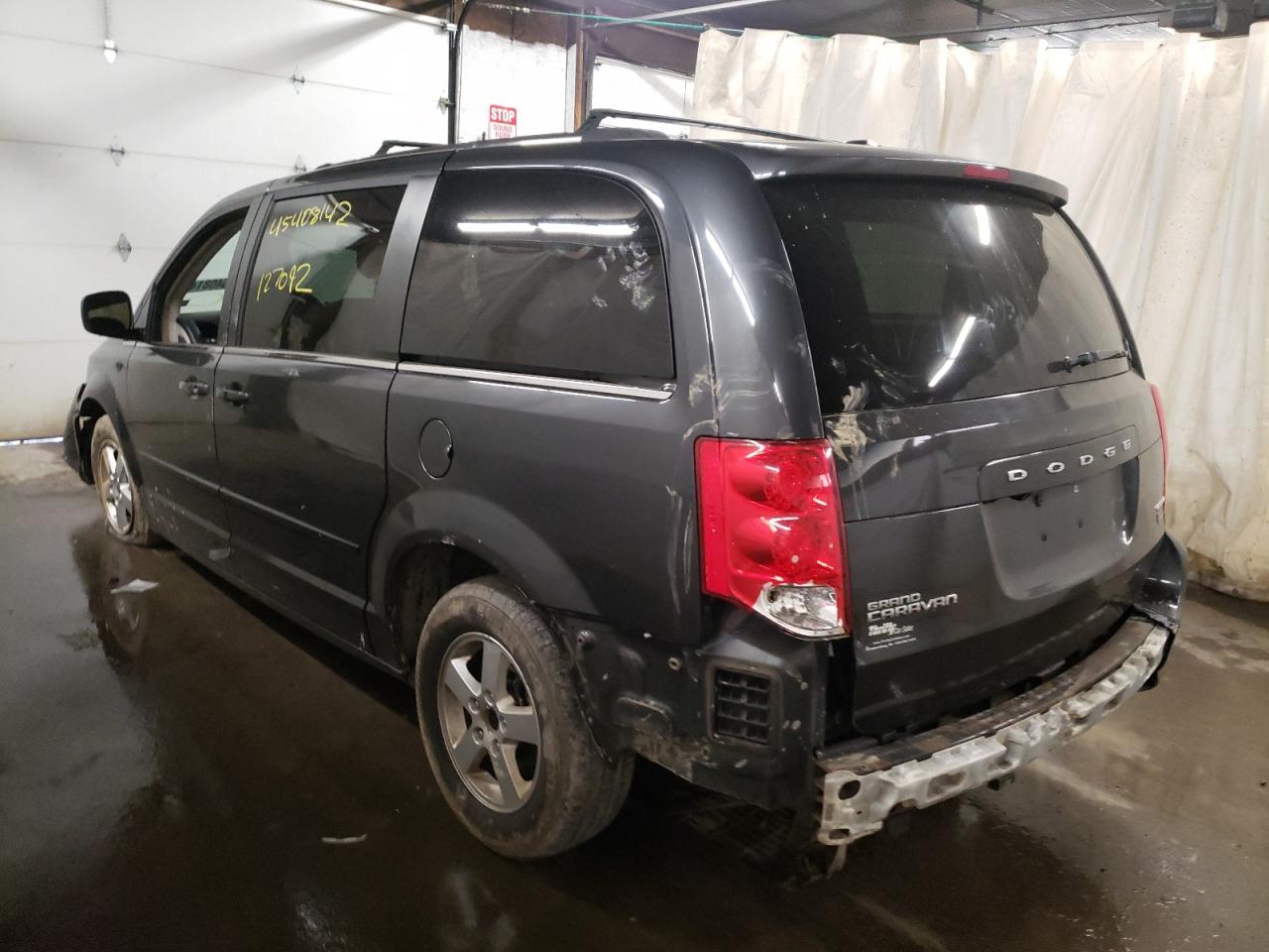 Photo 3 from auction – 2011 DODGE GRAND CARA with VIN 2D4RN5DGXBR693510