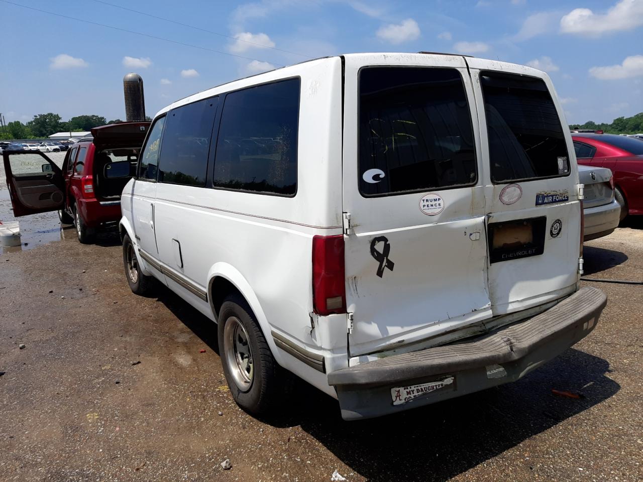 Photo 3 from auction – 1995 CHEVROLET ASTRO with VIN 1GNDM19W6SB203105