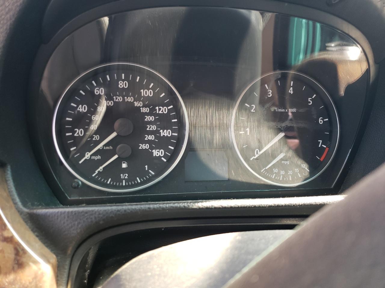Photo 8 from auction – 2006 BMW 325 I with VIN WBAVB13516KR64968